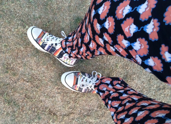 patterned converse