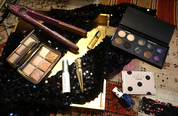 holiday-sparkle-hourglass-ambient-louboutin-lipstick-kate-spade-wallet
