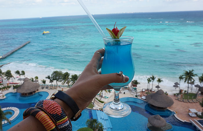 grand-fiesta-americana-coral-beach-cancun-drinks
